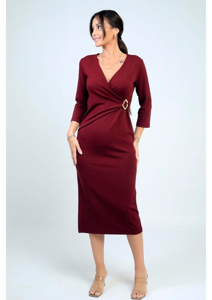 Kadın Kruvaze Yaka Toka Detaylı Yırtmaçlı Midi Elbise fiyatları