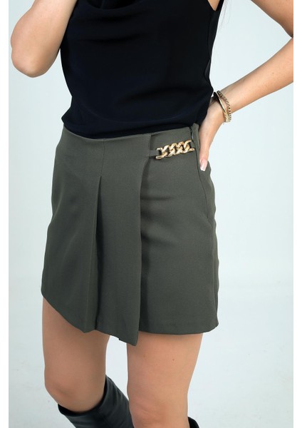 Kadın Zincir Detaylı Krep Şort Etek fiyatları