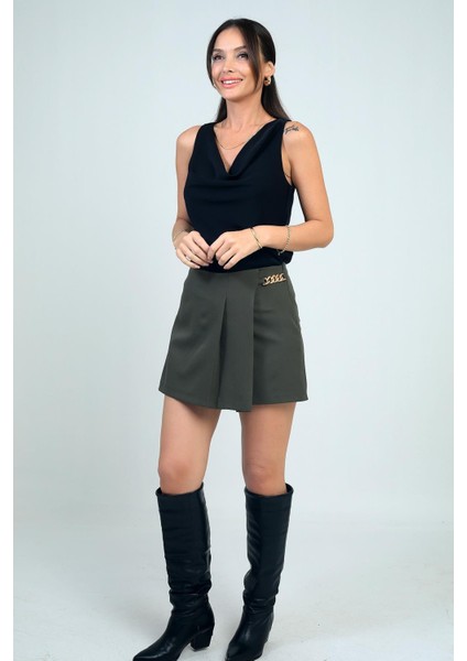 Kadın Zincir Detaylı Krep Şort Etek modelleri