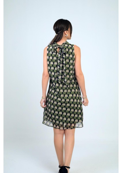 Kadın Degaje Yaka Astarlı Desenli Kısa Şifon Elbise fırsatları