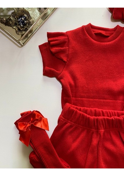 Kırmızı Şort & Tişört, Fiyonklu Kırmızı Çorap Fitilli Kumaş Kız Çocuk ve Bebek 3'lü Giyim Seti