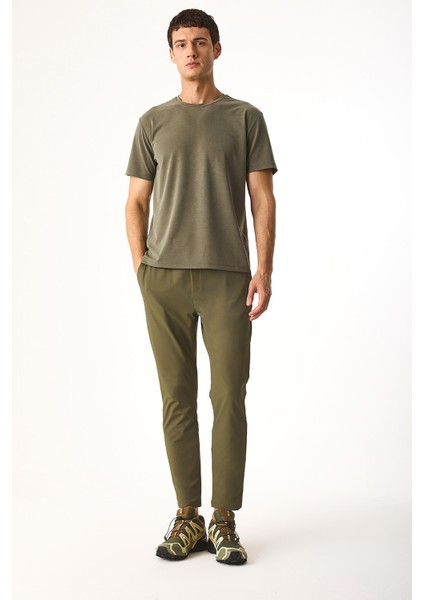 Regular Fit Beli Lastikli Teknik Pantolon-Haki fırsatları