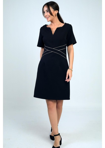 Kadın Kendinden Telalı Biyeli Önü Fermuar Detaylı Kısa Elbise fiyatları