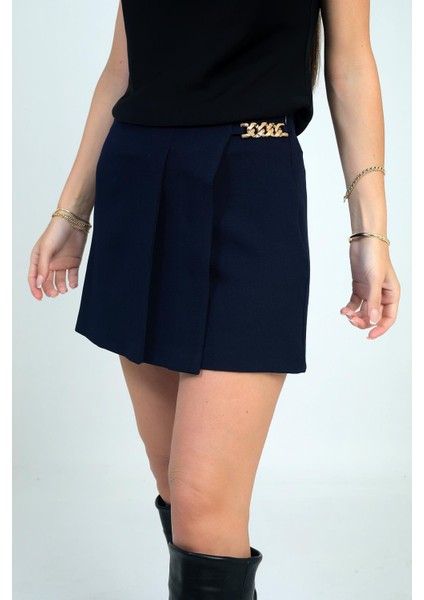 Kadın Zincir Detaylı Krep Şort Etek fiyatları