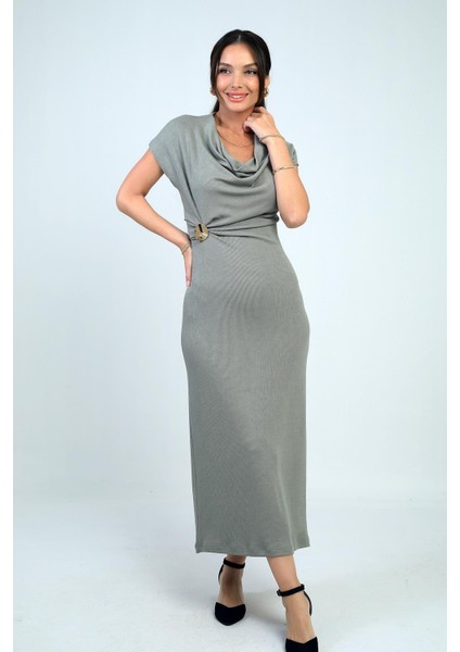 Kadın Degaje Yakalı Toka Detaylı Likralı Uzun Elbise modelleri