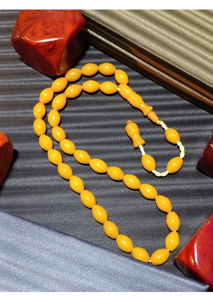 Sarı Renkli Çubuk Kehribar Tesbih Beyzi Kesim Sistemli
