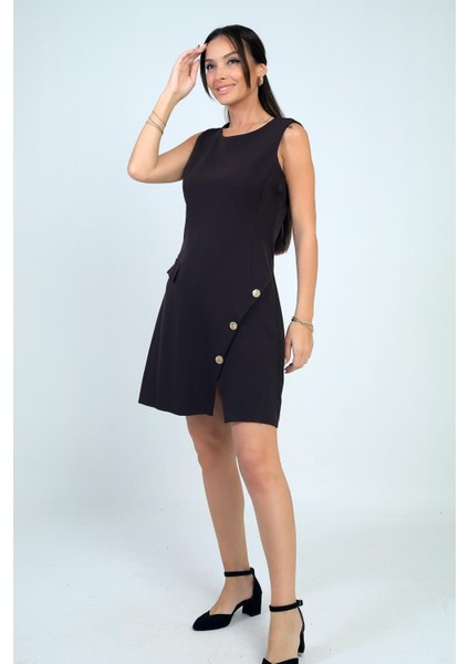 Kadın Yuvarlak Yaka Kolsuz Önü Düğme Detaylı Elbise