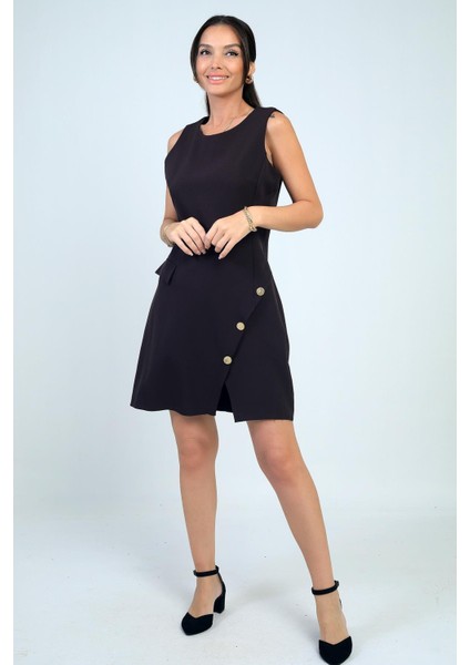 Kadın Yuvarlak Yaka Kolsuz Önü Düğme Detaylı Elbise fiyatları