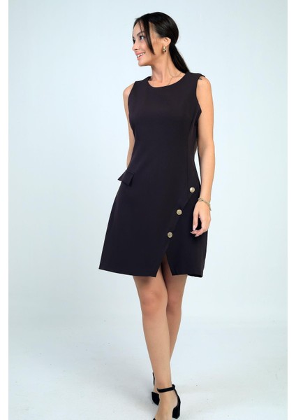 Kadın Yuvarlak Yaka Kolsuz Önü Düğme Detaylı Elbise modelleri