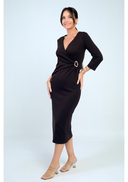 Kadın Kruvaze Yaka Toka Detaylı Yırtmaçlı Midi Elbise