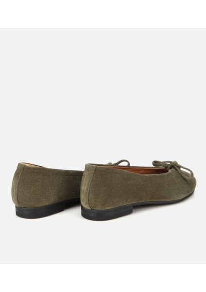 01AYH315440A880 KADIN Süet Deri Haki Fiyonk Detaylı Babet fırsatları