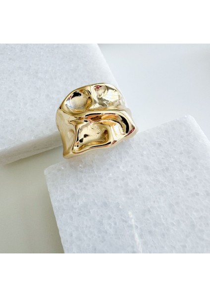 Kırışık Desenli Yüzük