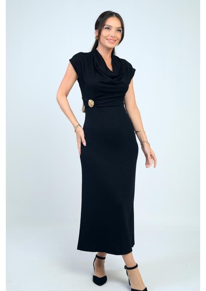 Kadın Degaje Yakalı Toka Detaylı Likralı Uzun Elbise modelleri