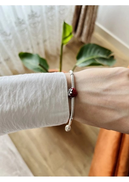 925 Ayar Gümüş Çilek Charm