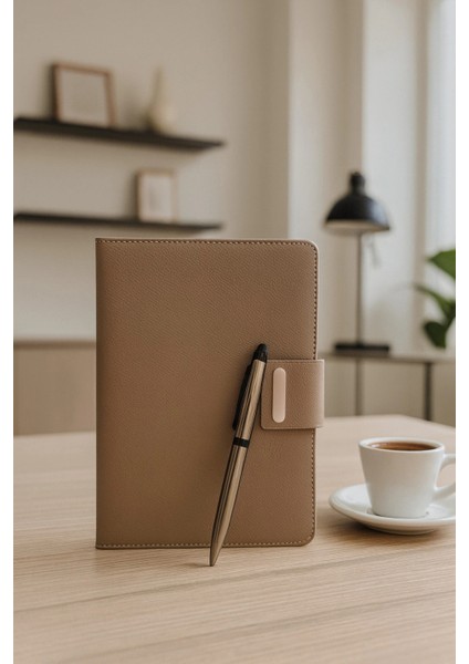 Mıknatıs Kapaklı Kalemli Ajanda Günlük Not Defteri Notebook Kahverengi modelleri