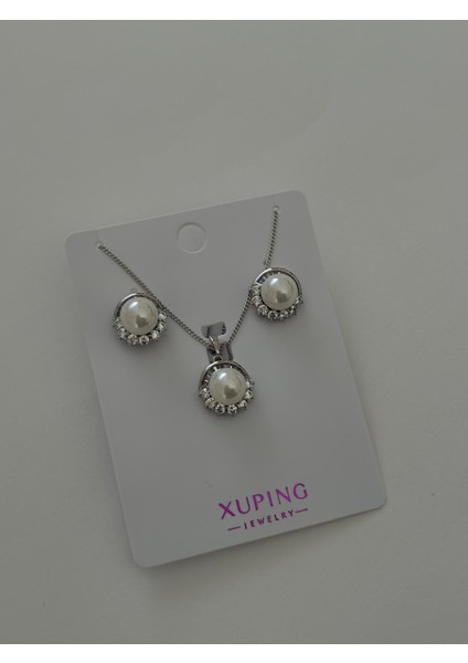 Xuping Özel Seri Inci Top Zirkon Taşlı Küpe ve Gümüş Renkli Kolye Seti fiyatları