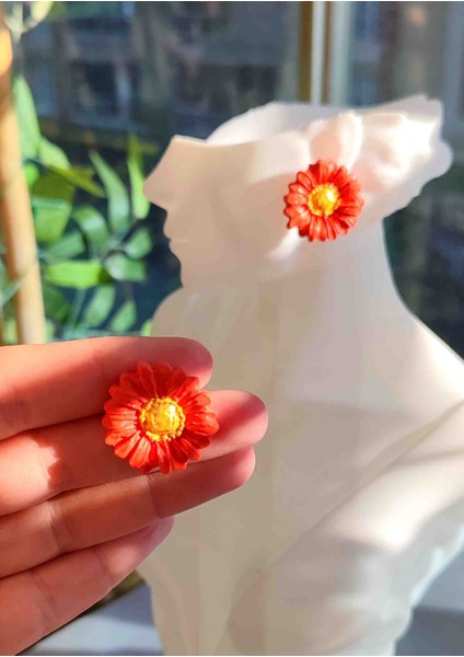 Daisy El Yapımı Turuncu Minimal ve Işıltılı Papatya Küpe - Zarif ve Sade fırsatları