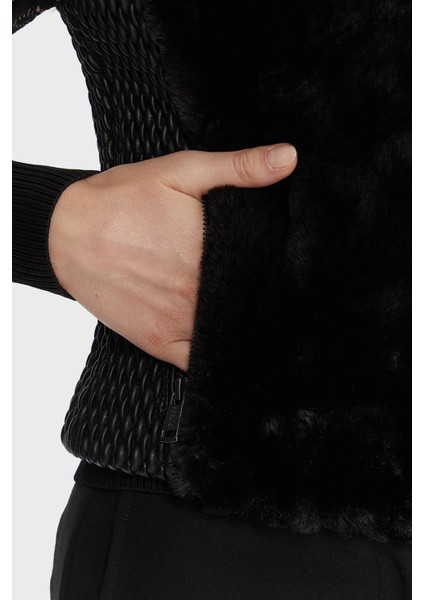 Sl Amari Regular Fit Yumuşak Tüylü Yaka Fermuarlı Yelek W5BL0IKCP70 Bayan Yelek W5BL0I KCP70 Jtmu