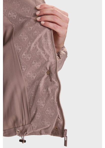 4g Boxy Tamamı Logolu Relaxed Fit Kapüşonlu Şişme Mont V5BL07WGLW2 Bayan Mont V5BL07 Wglw2 Fngx indirimleri