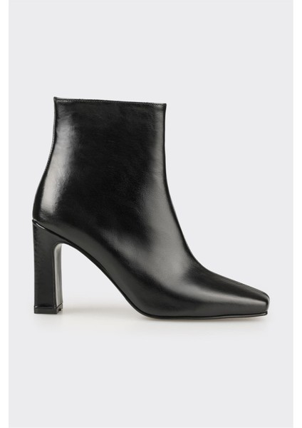 Siyah Deri Kadın Yüksek Topuk Bot