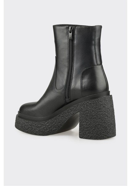 Siyah Deri Kadın Günlük Bot modelleri