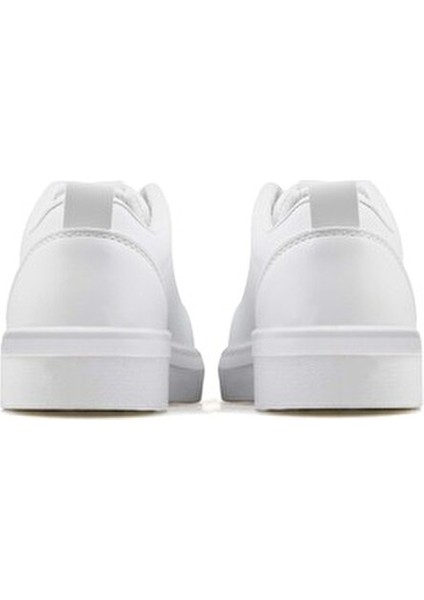 Kadın Sneaker Beyaz Renk Suni Deri Düz Taban ve Bağcıklı Model