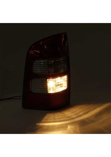 Ford Ranger Thunder Pickup Kamyonu Için Ampul W/ampule Arka Arka Tail Işık Fren Lambası 2006-2011 Arka Fren Arka Lambası Montajı (Yurt Dışından) fırsatları