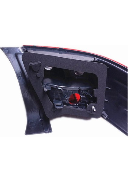 Peugeot 408 6350KN 6351KN Dış Kuyruk Işığı 9671332080 Sağ (Yurt Dışından) fiyatları