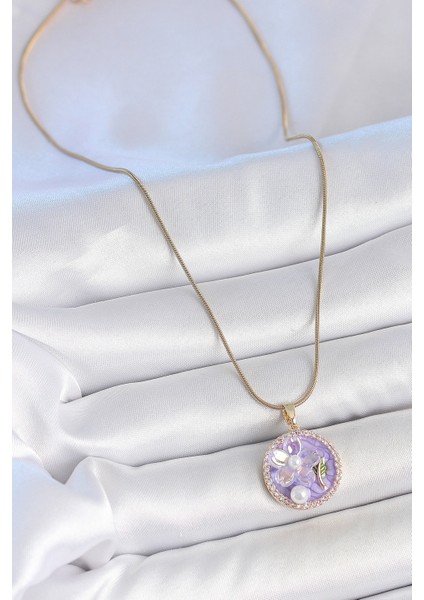316L Çelik Gold Renk Zincir Zirkon Taşlı Mor Mineli Çiçek Işlemeli Inci Detay Portre Model Kadın Kolye - TJ-BKO10138 fırsatları