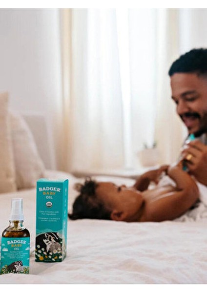 Bebek Yağı Cilt Yumuşatıcı Özellikte 118 ml Sprey Formda Organik İçeriklerle