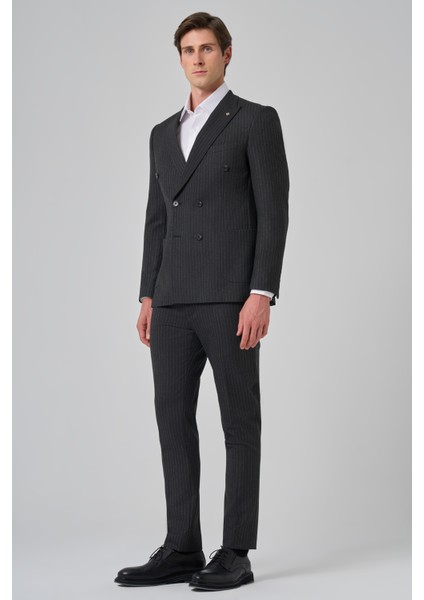 Erkek Füme Poliviskon Trend Çizgili Slim Fit Sivri Yaka Kruvaze Takım Elbise