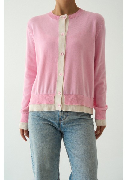 TH251035 Qustyle Düğ. Çift Renk Hırka