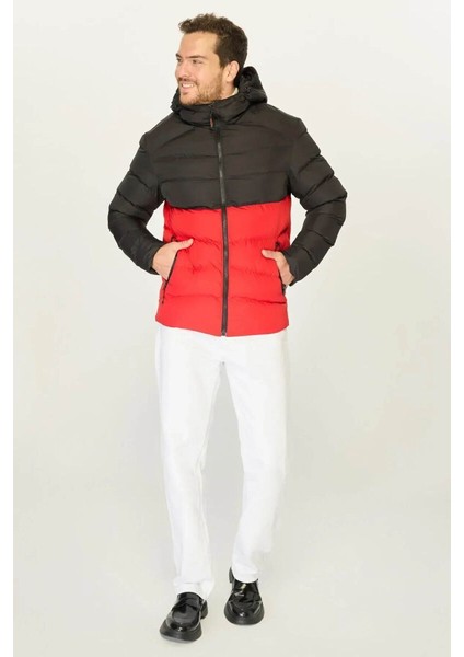 İçi Astarlı Su ve Rüzgar Geçirmez Cepli Kapüşonlu Erkek Mont