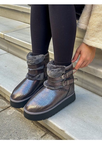 Toka Detaylı Simli Içi Tüylü Soğuk Geçirmez Modern Çocuk Kadın Kısa Boy Bot