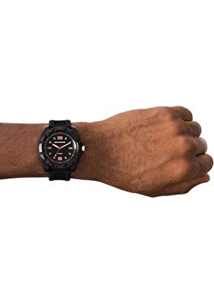 Erkek Kol Saati Pilli Quartz 10 ATM Suya Dayanıklı Siyah Plastik Kasa ve Kordon