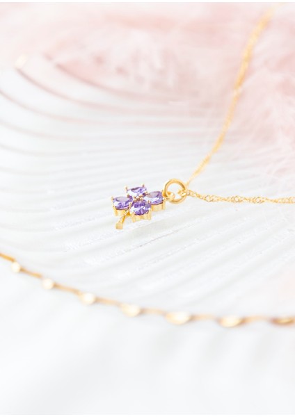 Lila Yonca Kolye fırsatları