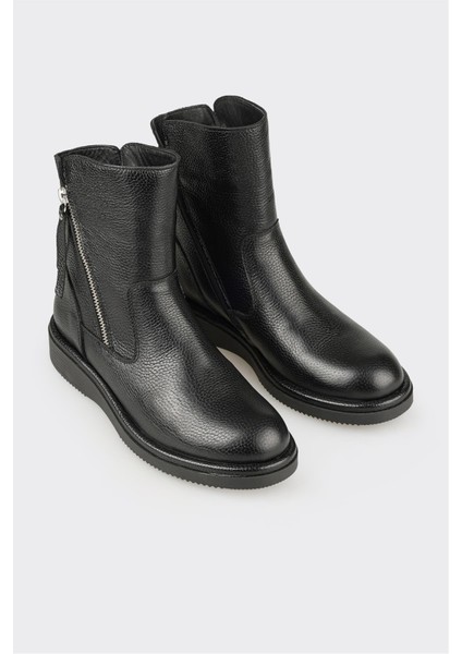 Siyah Deri Kadın Günlük Spor Bot fiyatları