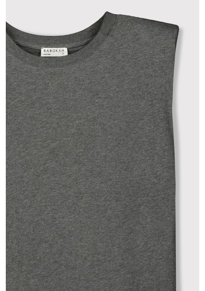 Omuz Vatkalı Kolsuz T-Shirt