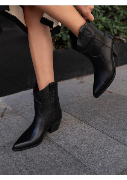 Marta Siyah Deri Hakiki Deri Kadın Bot