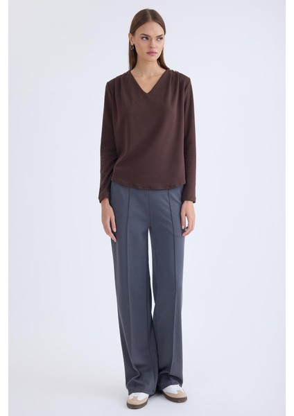 Önü Dikişli Geniş Paça Beli Lastikli Pantolon fiyatları