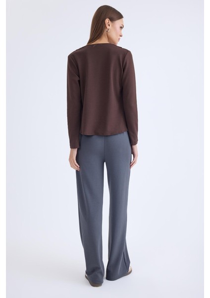 Önü Dikişli Geniş Paça Beli Lastikli Pantolon indirimleri