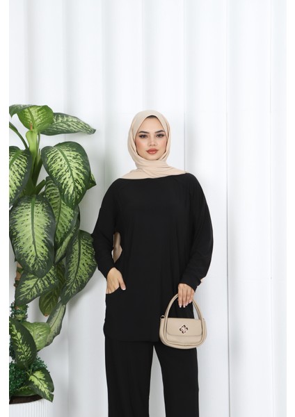 Cepli Sandy Pantolonlu Takım modelleri