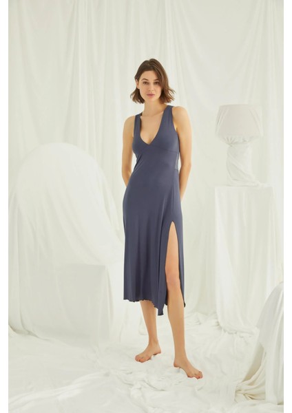 Monamise Göğüs ve Sırt Dekolteli Dantelli Yırtmaçlı Askılı Gecelik indirimleri