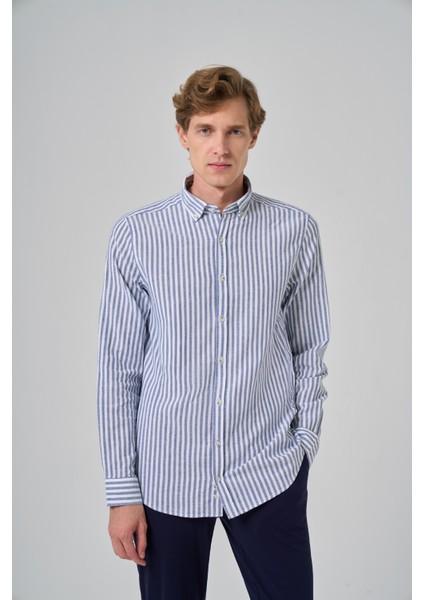 Erkek Lacivert Slim Fit Düğmeli Yaka Gömlek