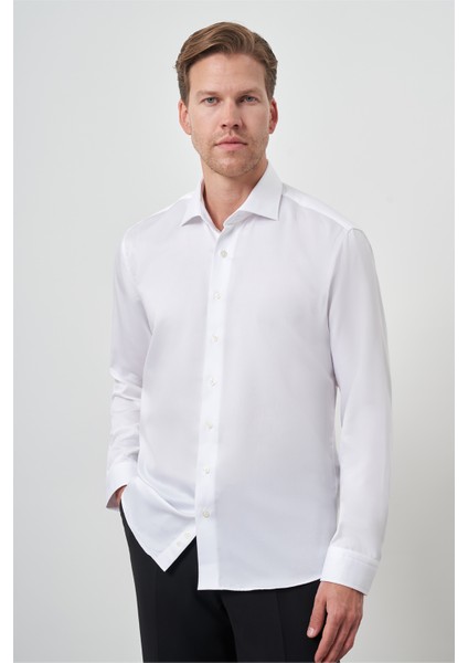 Erkek Beyaz Pamuk Trend Slim Fit Dar Kesim Non Iron Gömlek modelleri