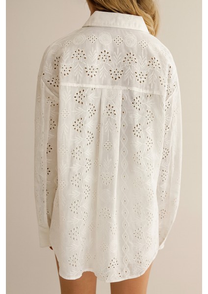 Kadın Beyaz Fisto Desenli Pamuk Gömlek | Günlük ve Ofis Kombini fiyatları