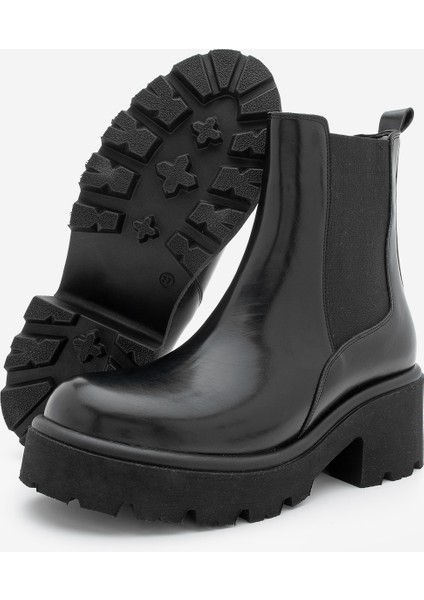 Kadın Kalın Tırtıklı Taban Elastik Yan Bantlı Günlük Bot Zates Siyah