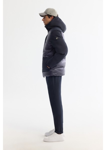 Erkek Lacivert Kapüşonlu Su İtici Rüzgar Geçirmez Parlak Şişme Comfort Fit Mont A42Y6104