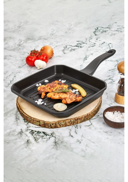 Iron Döküm Granit Kare Izgara Tava 28 cm Siyah
