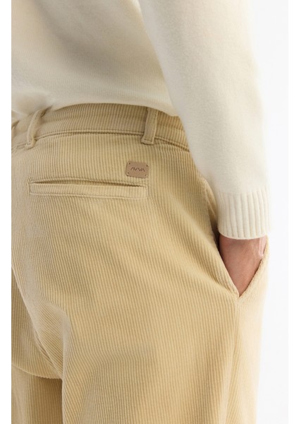 Erkek Bej Klasik Bel Kalın Fitilli Kadife Chino Relaxed Fit Pantolon A42Y3017